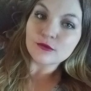 Meet your Posher, Alexandrea